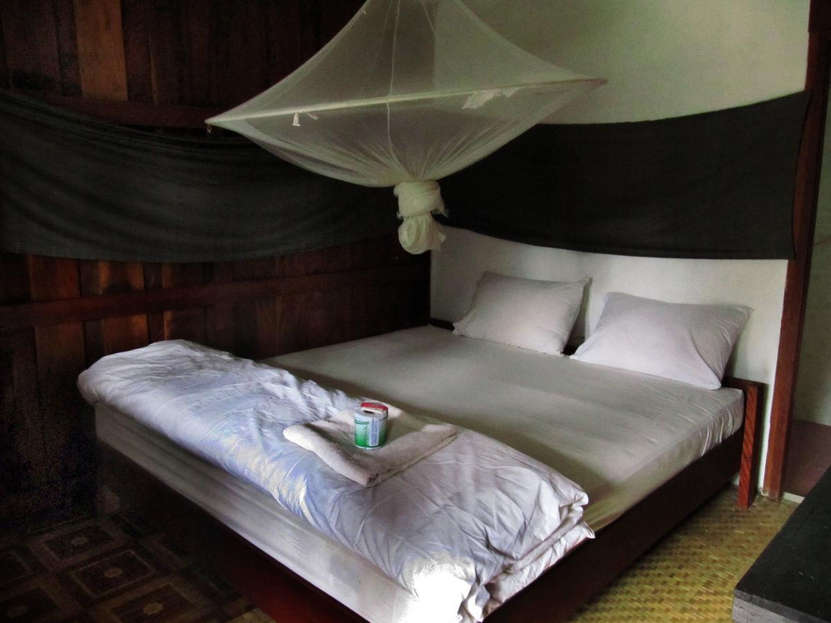 Riverview Bungalows & GH Muang Ngoi Pokój zdjęcie